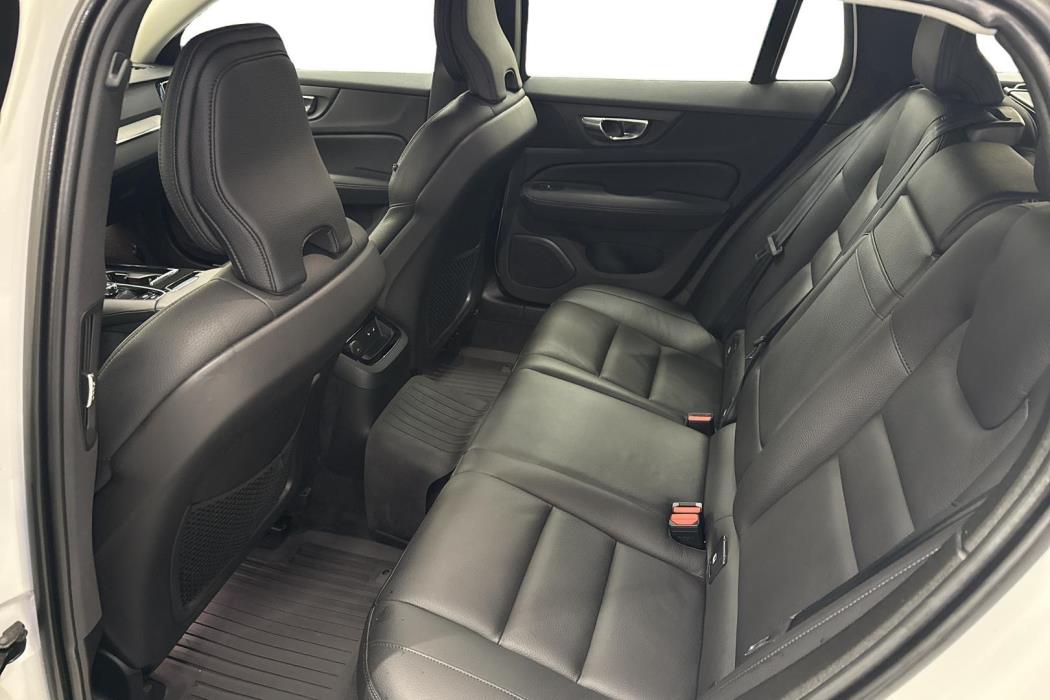Volvo V60 2021