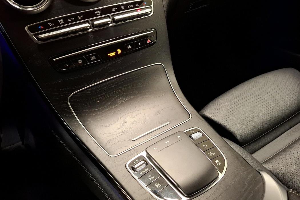 Mercedes-Benz GLC 2021