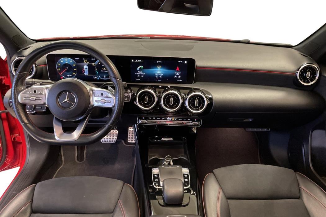 MERCEDES-BENZ A 2018