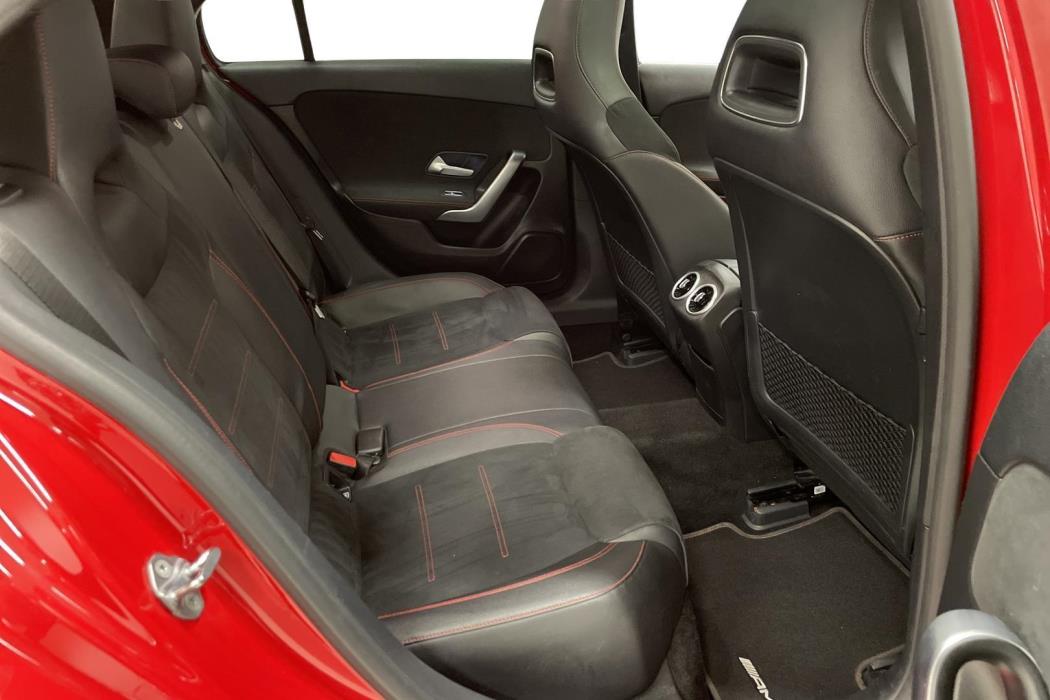 MERCEDES-BENZ A 2018