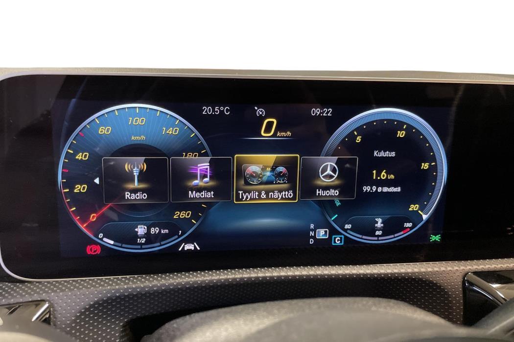 MERCEDES-BENZ A 2018