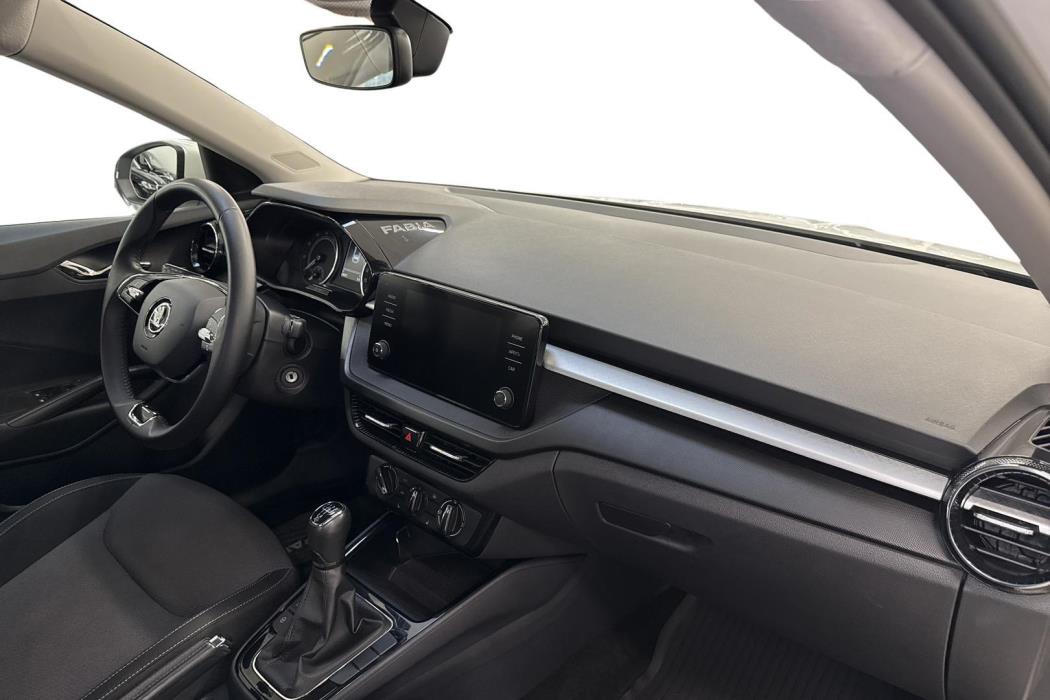 SKODA FABIA 2023