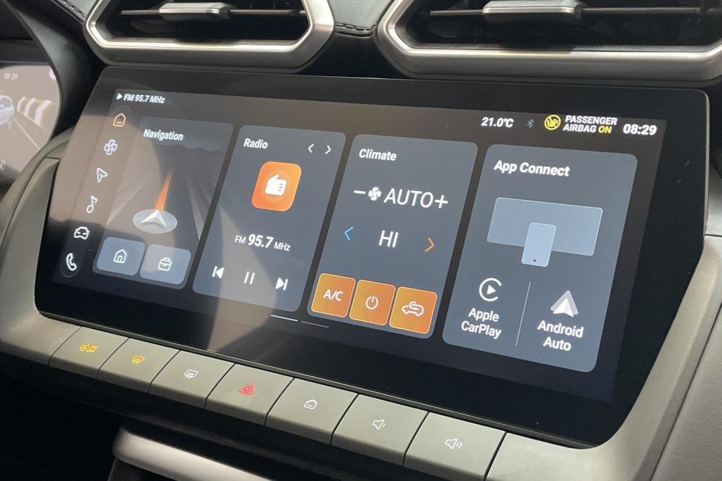MG ZS 2025