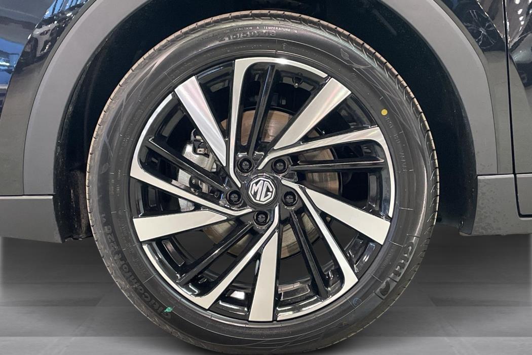 MG ZS 2025