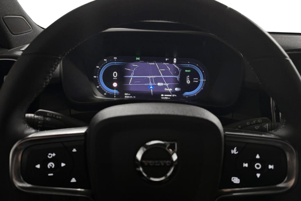 Volvo XC40 2023