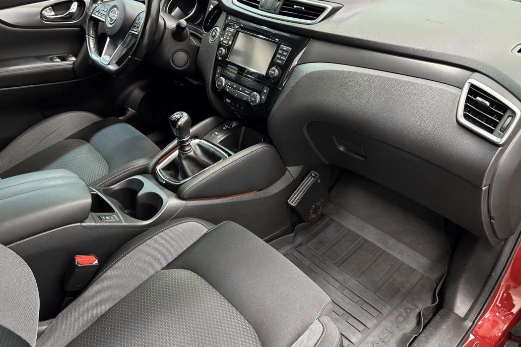 NISSAN Qashqai 2019