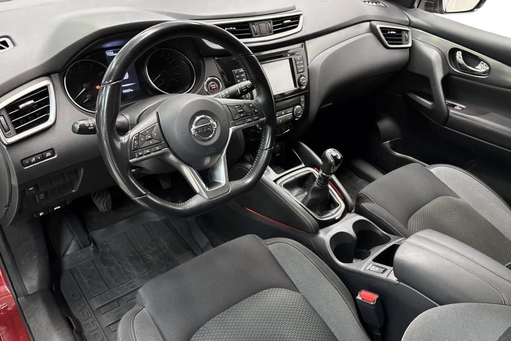NISSAN Qashqai 2019