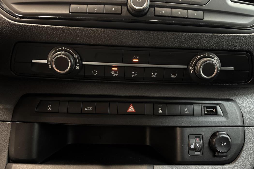 PEUGEOT EXPERT 2021