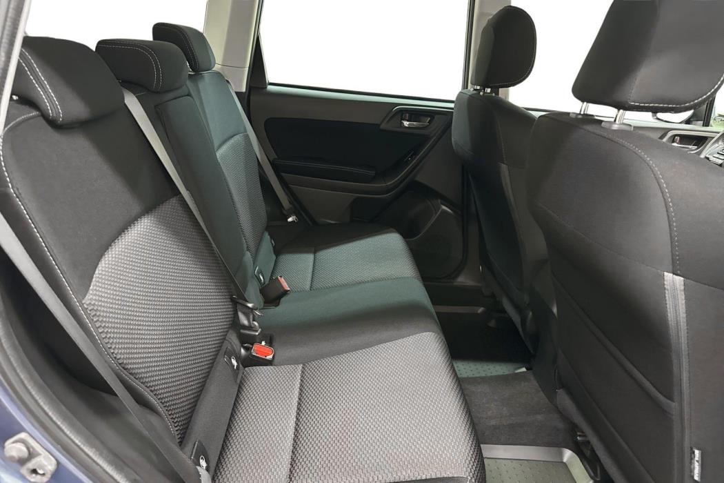 SUBARU FORESTER 2015