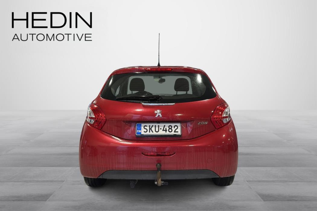 PEUGEOT 208 2013
