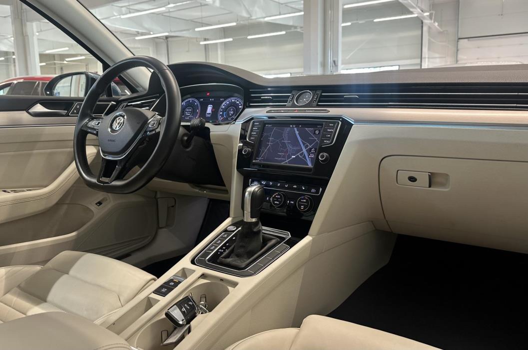 VOLKSWAGEN Passat 2015