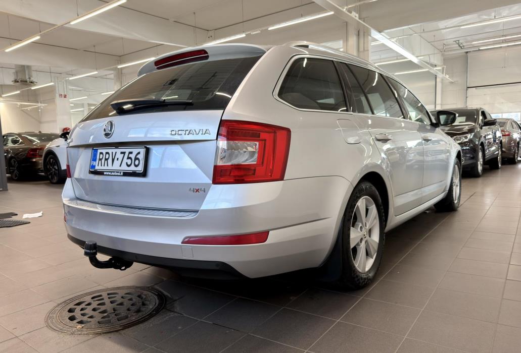 SKODA Octavia 2015