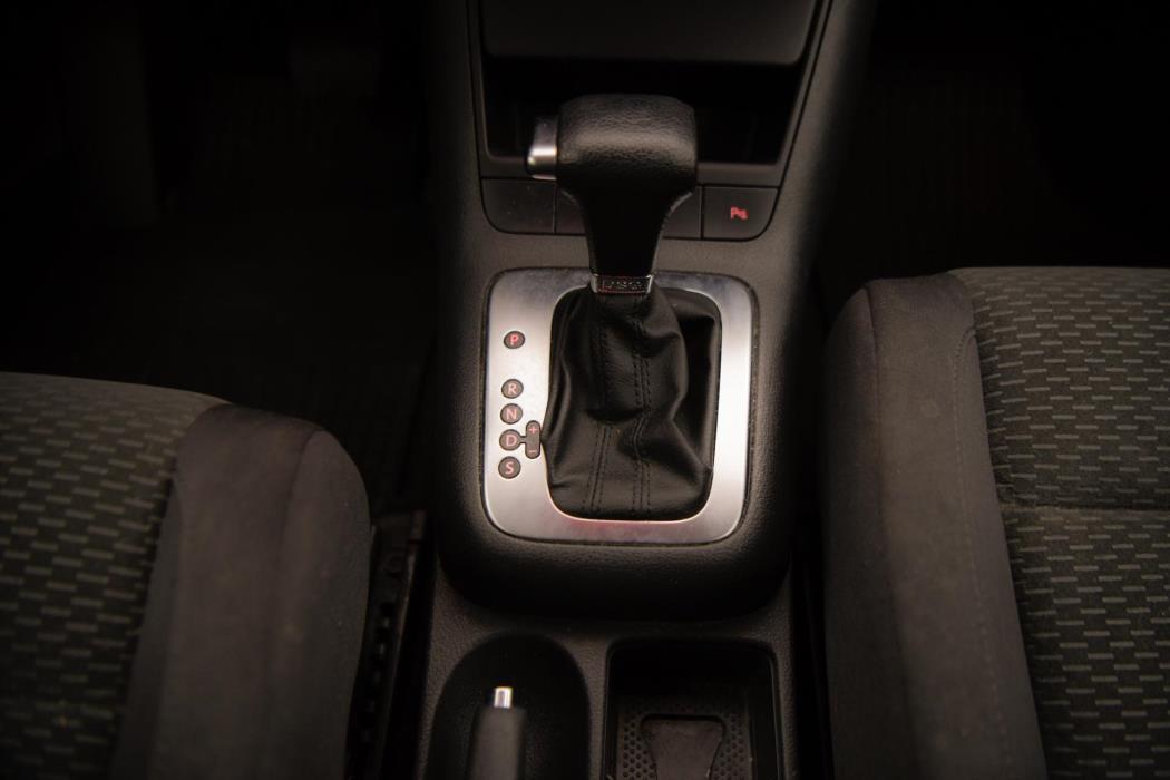 VOLKSWAGEN Golf Plus 2010