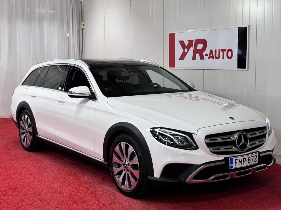 MERCEDES-BENZ E 2017