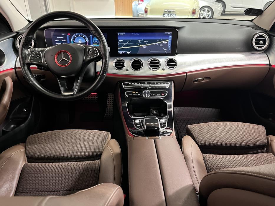 MERCEDES-BENZ E 2017
