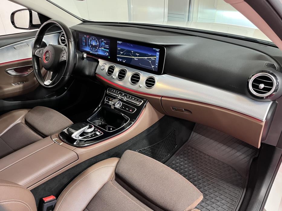 MERCEDES-BENZ E 2017