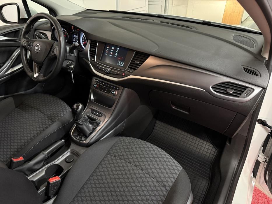 OPEL Astra 2017