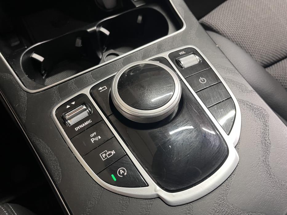 MERCEDES-BENZ C 2019