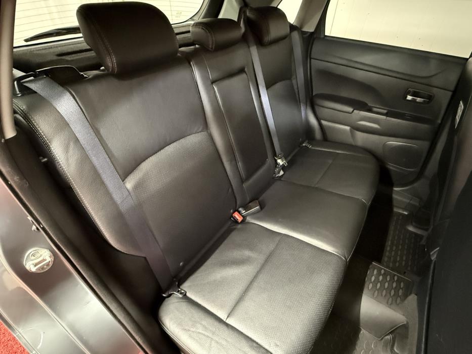 MITSUBISHI ASX 2014