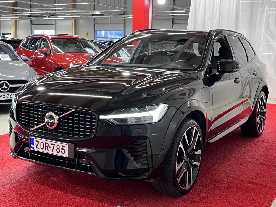 VOLVO XC60 2022