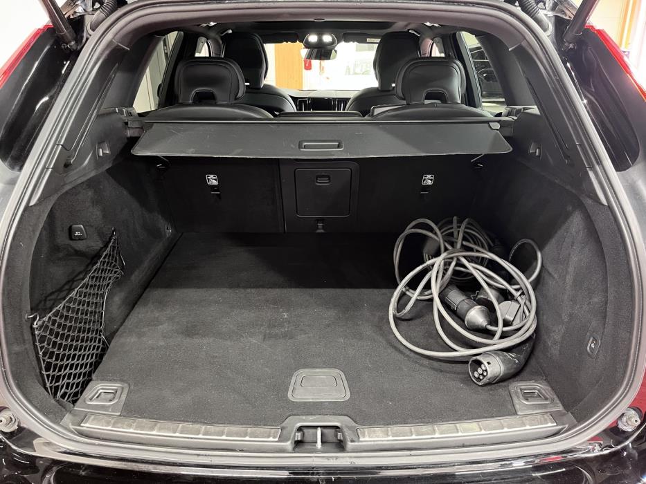 VOLVO XC60 2022