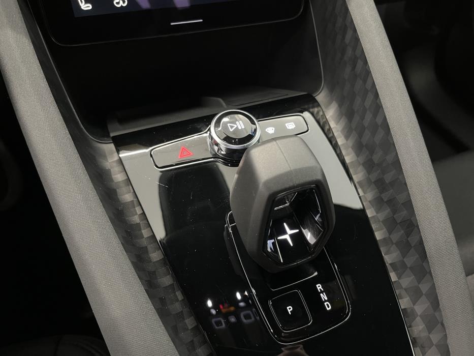 POLESTAR 2 2024