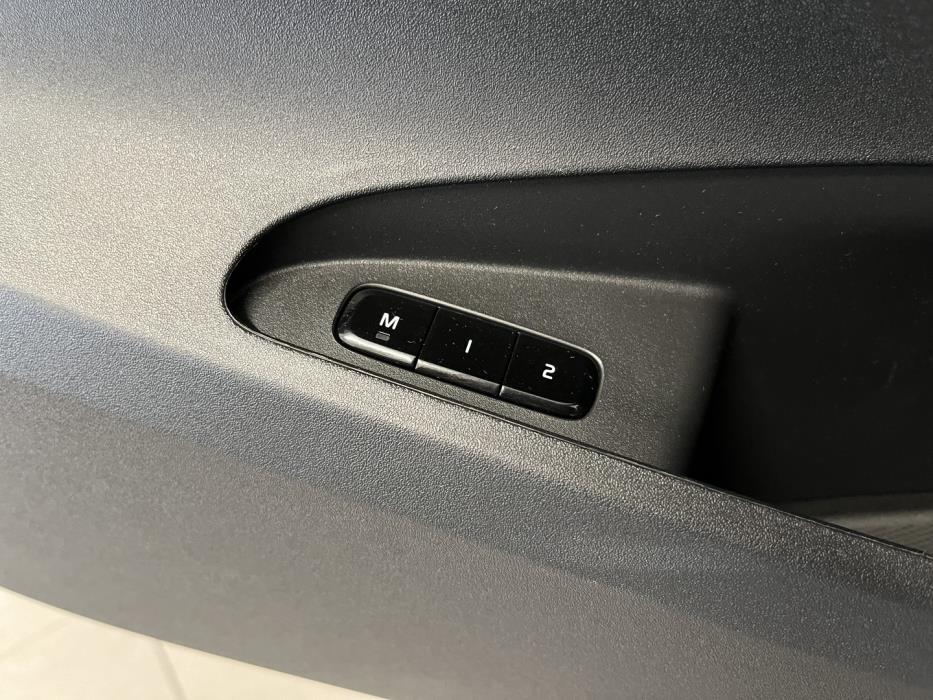 POLESTAR 2 2024
