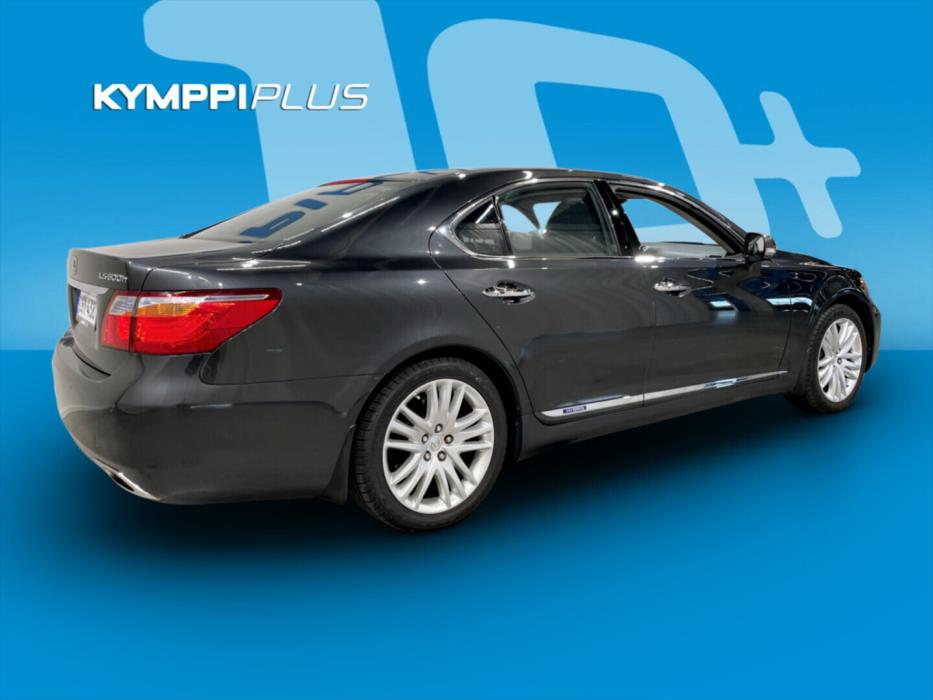 LEXUS LS 2012