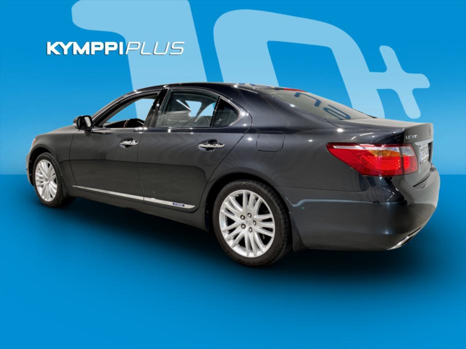 LEXUS LS 2012
