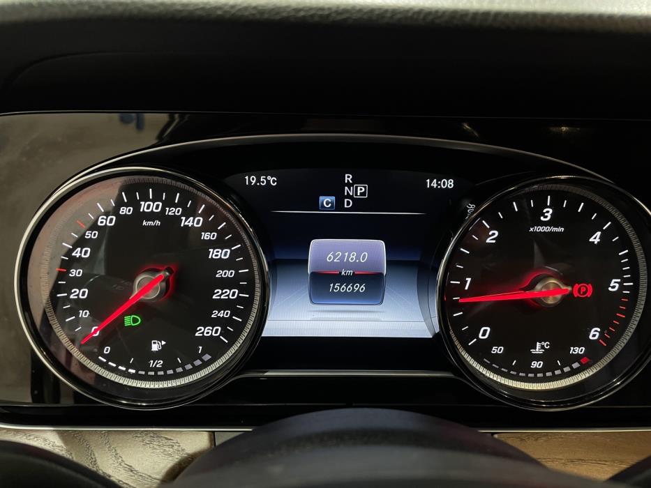 MERCEDES-BENZ E 2018