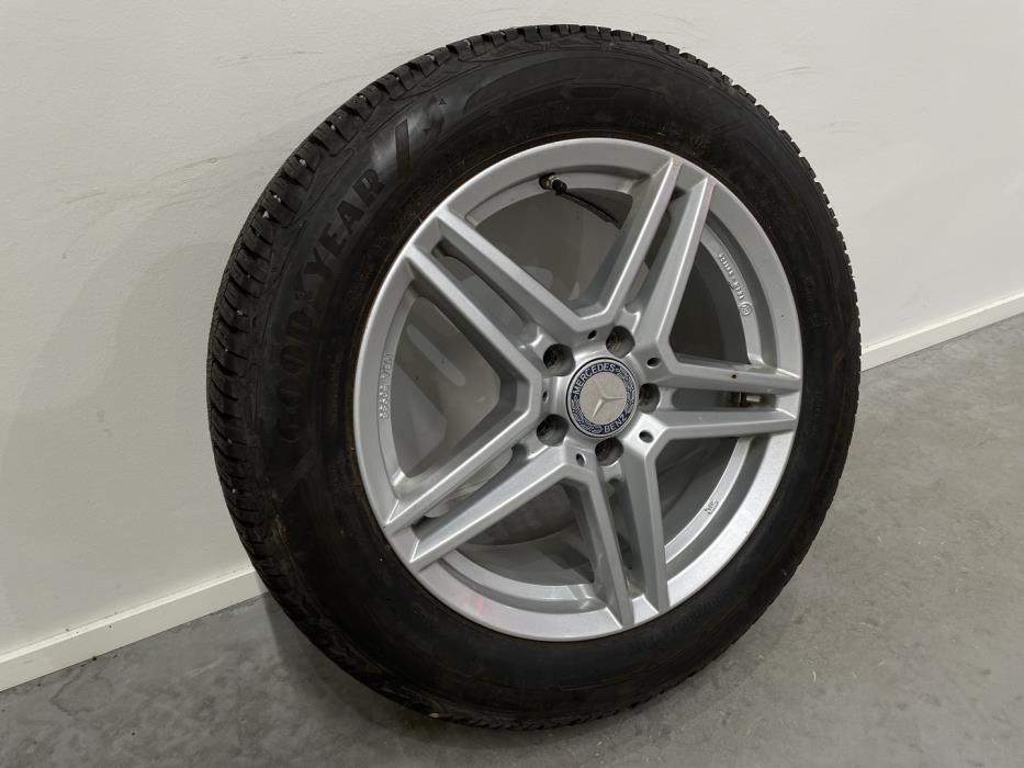 MERCEDES-BENZ E 2018