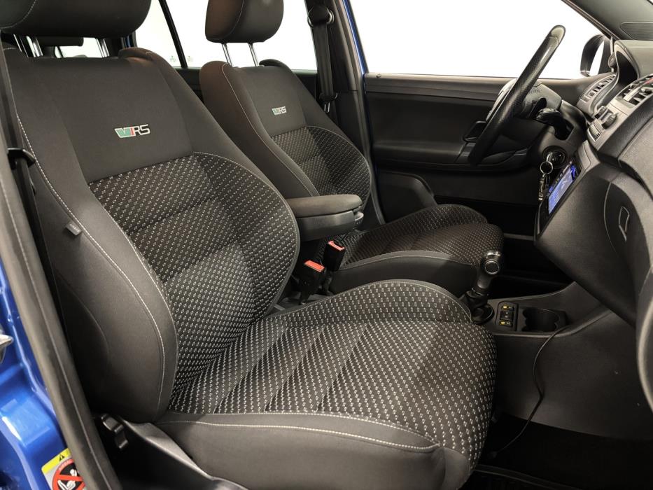 SKODA Fabia 2012