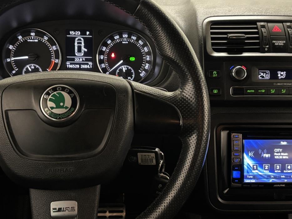 SKODA Fabia 2012