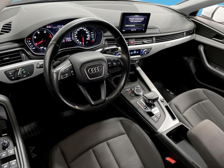 AUDI A4 2018