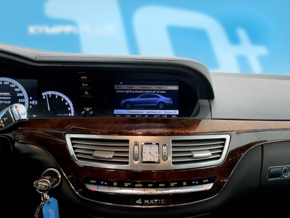 MERCEDES-BENZ S 2011