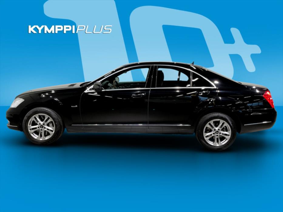 MERCEDES-BENZ S 2011