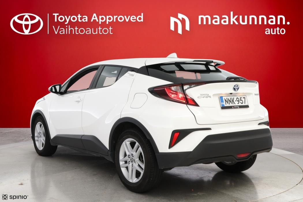 TOYOTA C-HR 2024