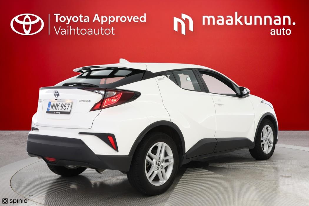 TOYOTA C-HR 2024