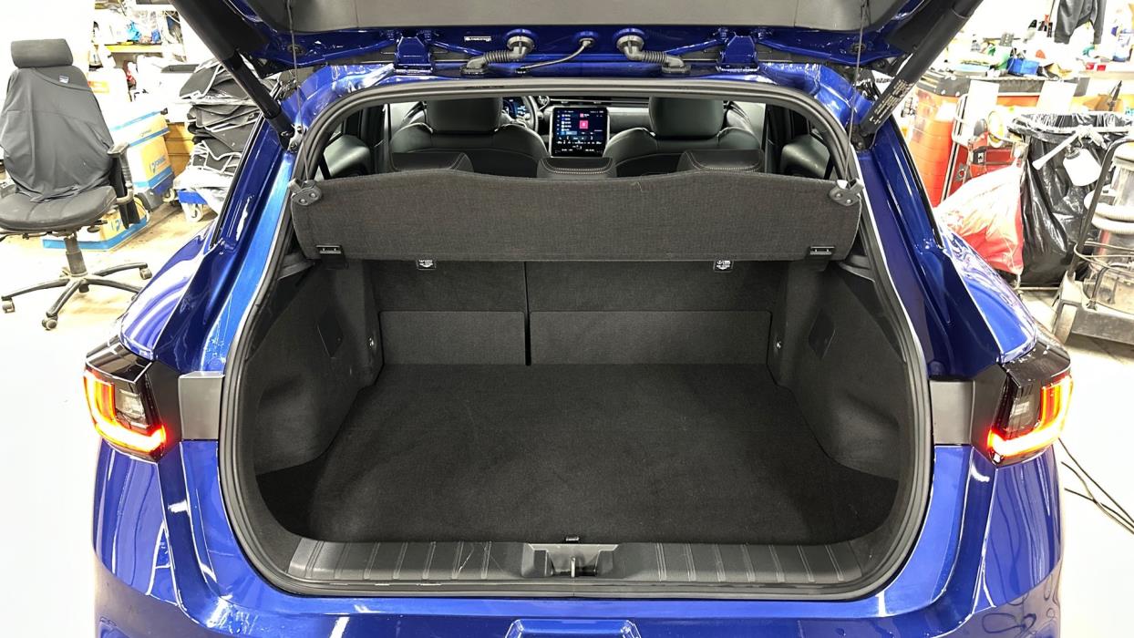 Lexus LBX 2025