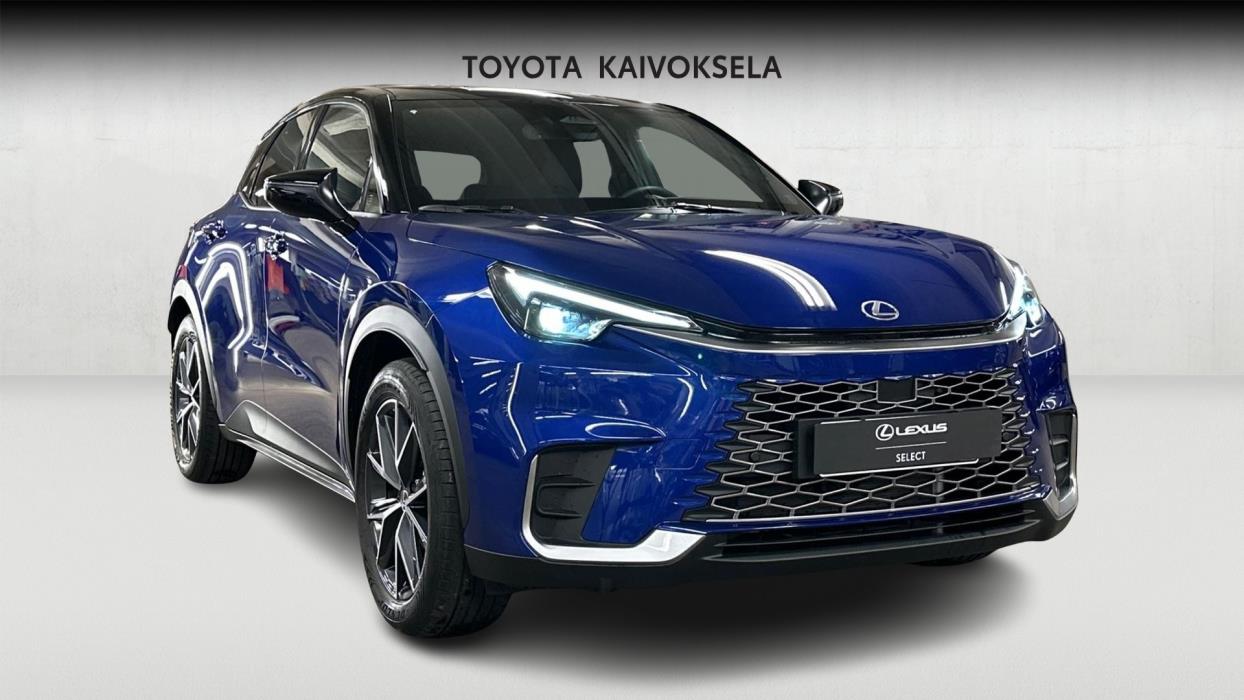 Lexus LBX 2025