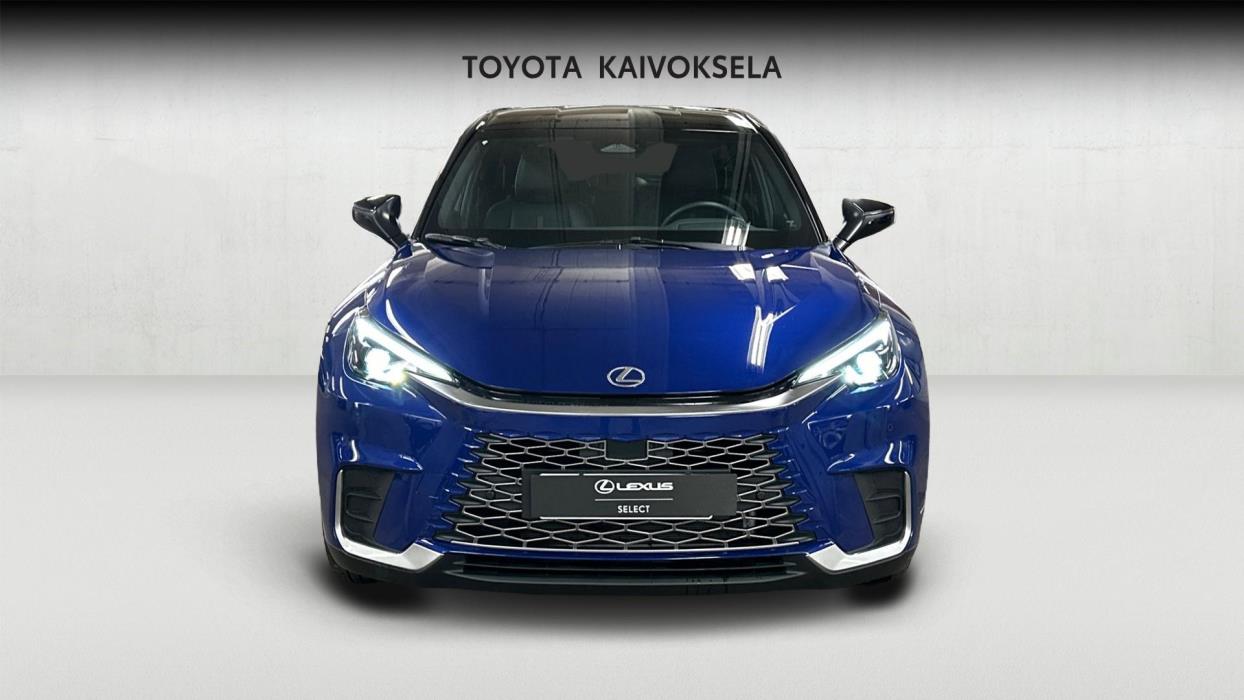 Lexus LBX 2025