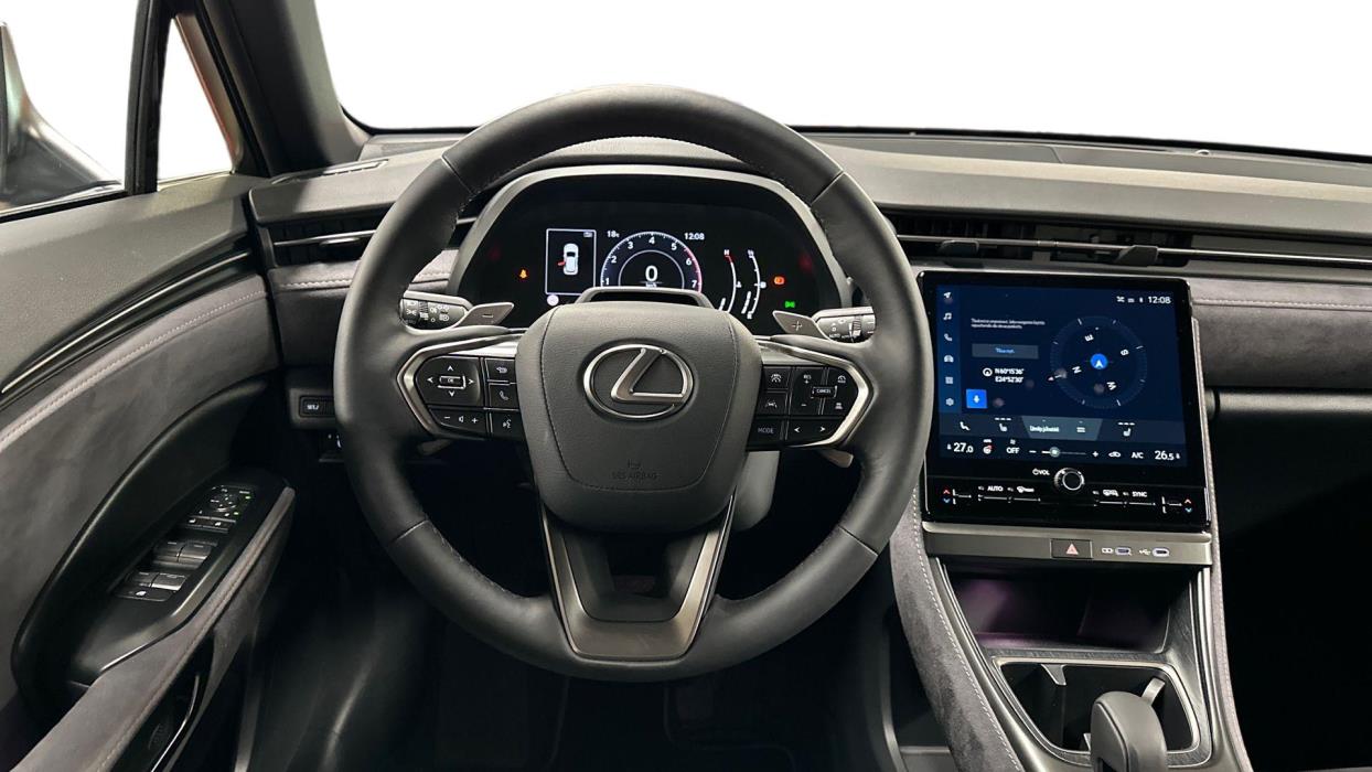 Lexus LBX 2025