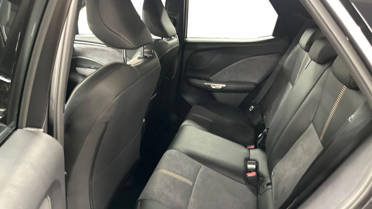 Lexus LBX 2025