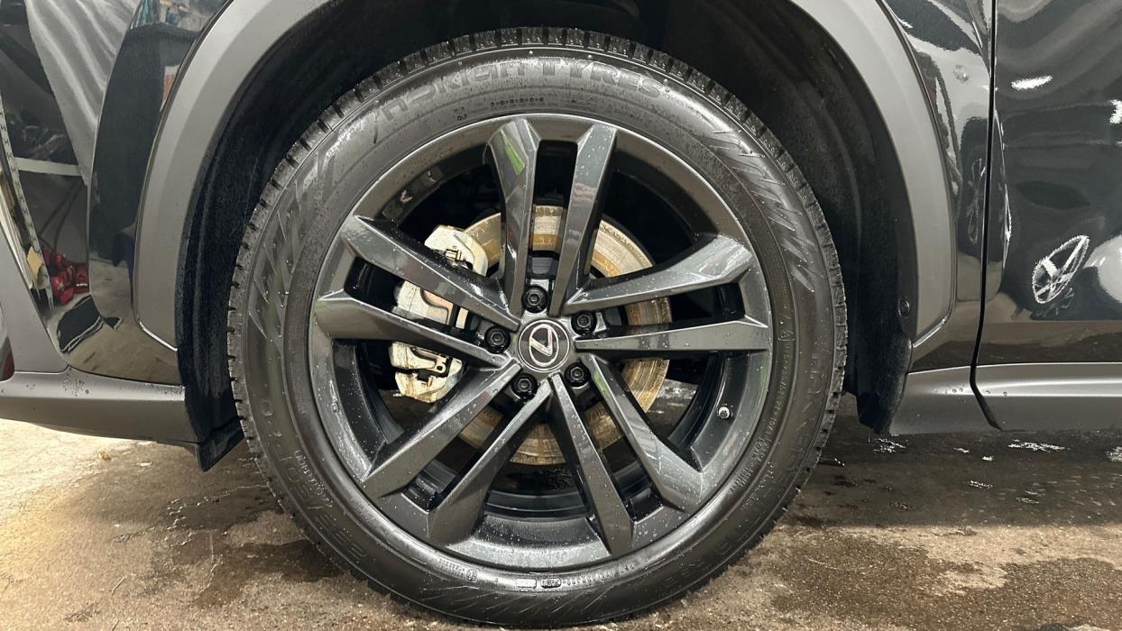 Lexus NX 2025