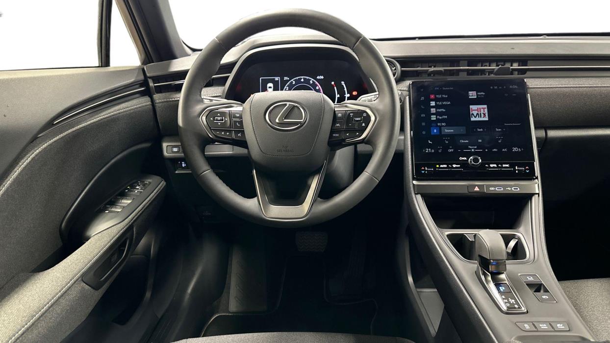 Lexus LBX 2024