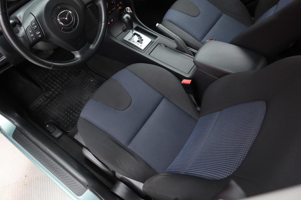 MAZDA 3 2005
