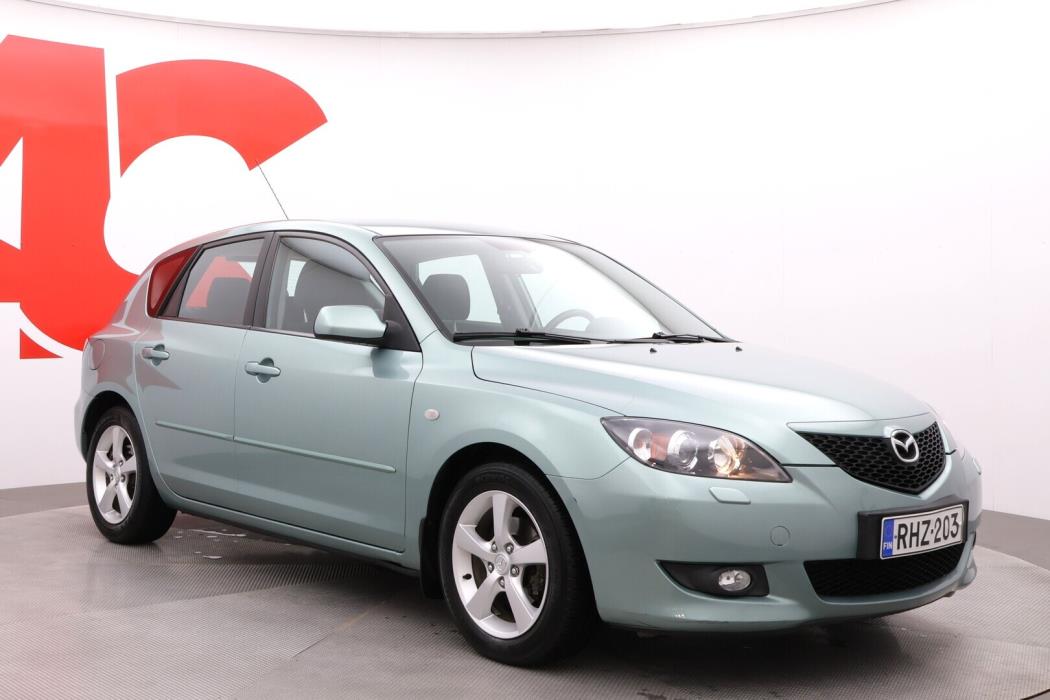 MAZDA 3 2005