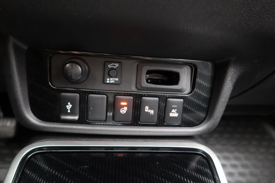 MITSUBISHI Outlander PHEV 2019