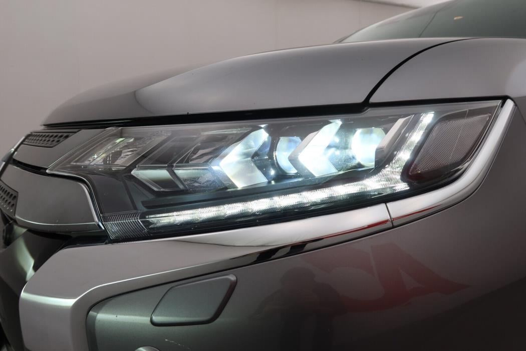 MITSUBISHI Outlander PHEV 2019