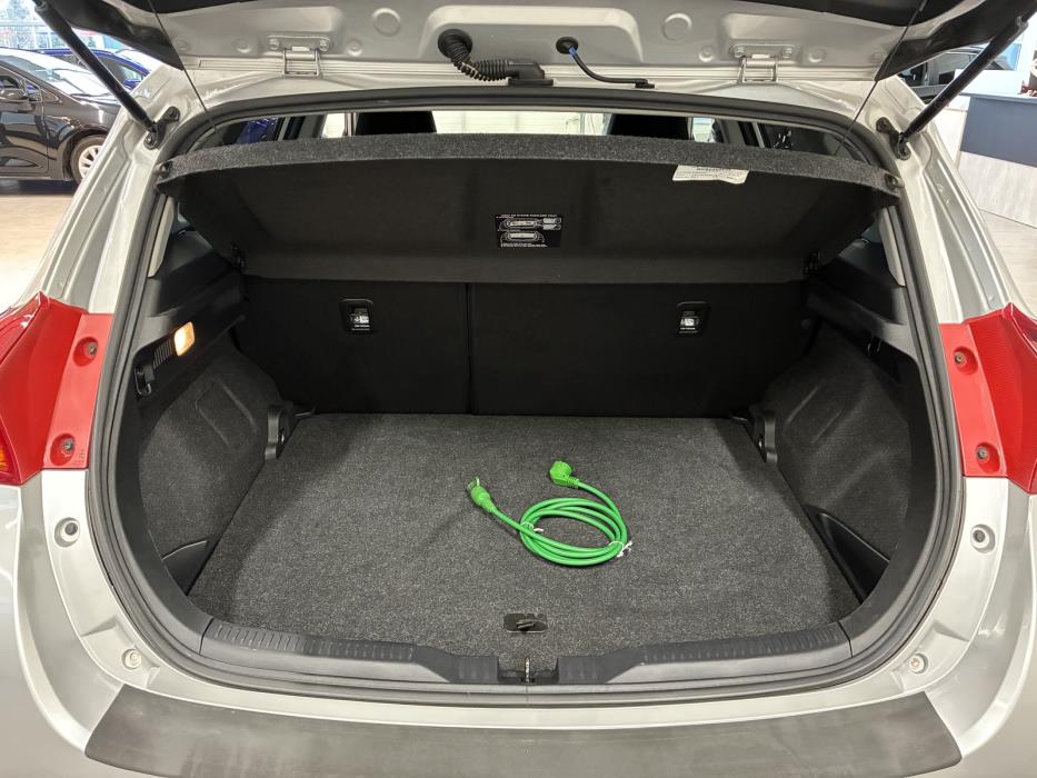 Toyota Auris 2015